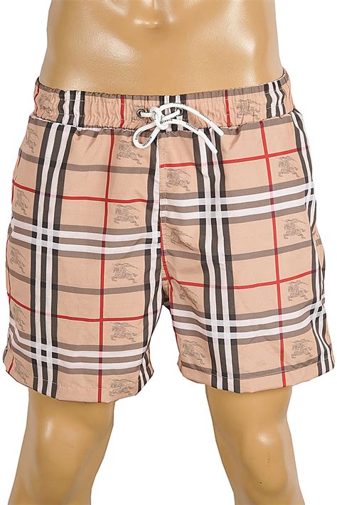 burberry uomo pantaloni|burberry shorts for men.